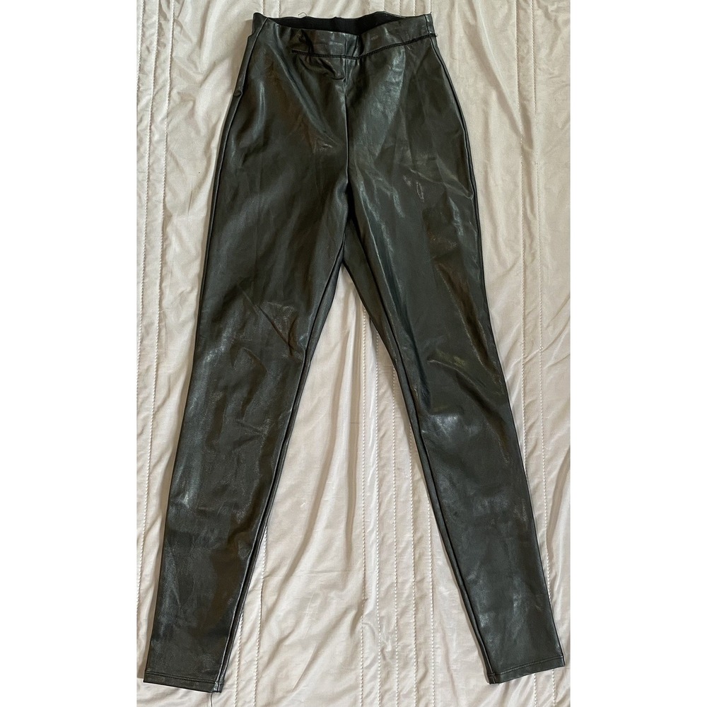 Express size XS‎  black faux leather pants
